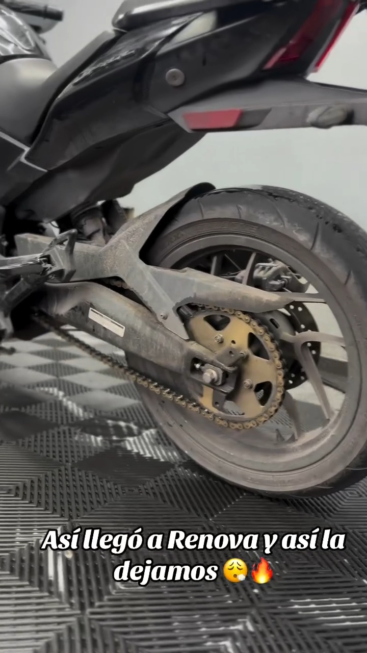Bajaj Dominar · rueda y cadena: antes
