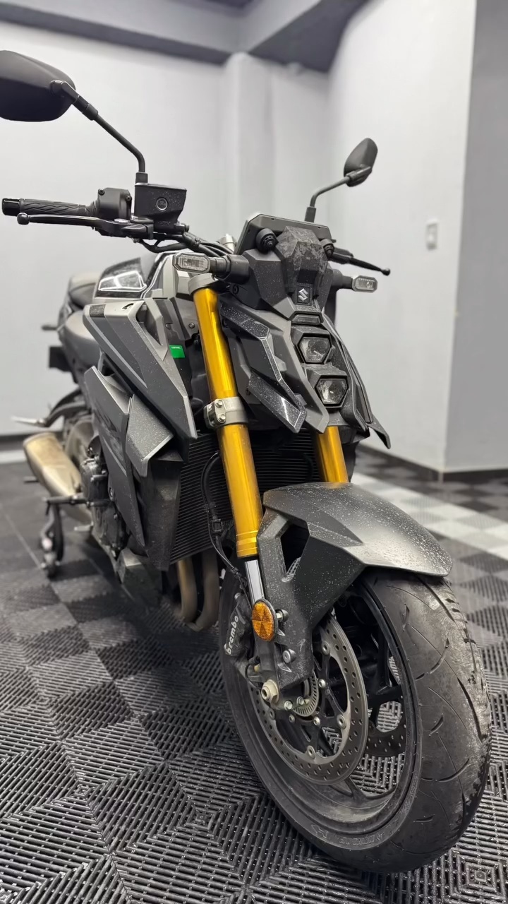 Suzuki GSX-S1000: antes